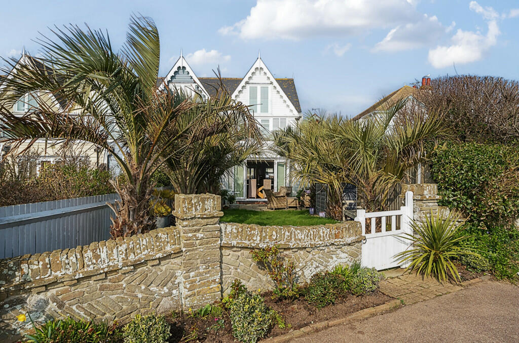 Additional image 5 of Green Lane, Walton on the Naze, Essex