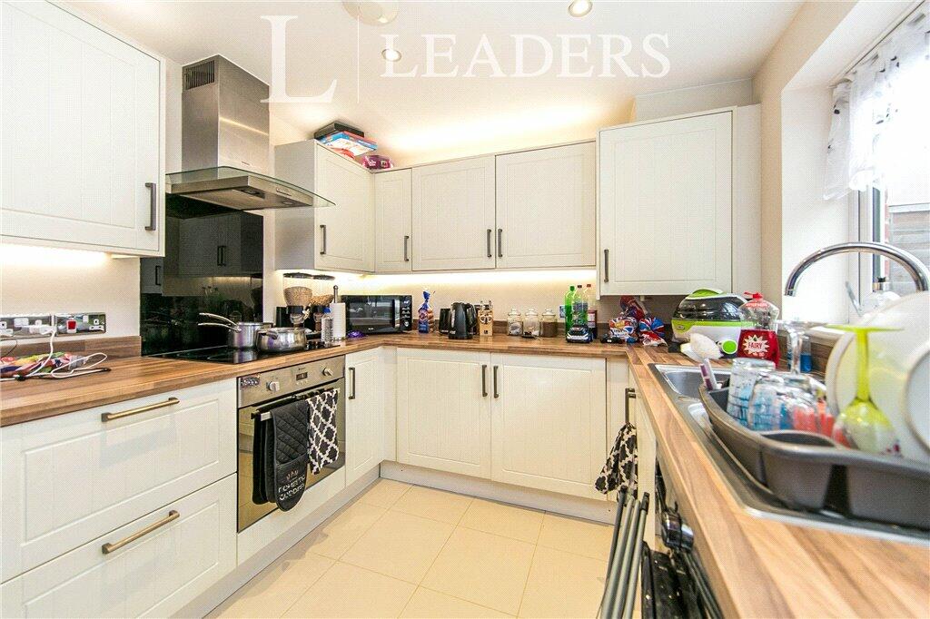 Additional property image - Cross Road, Clacton-on-Sea, Essex