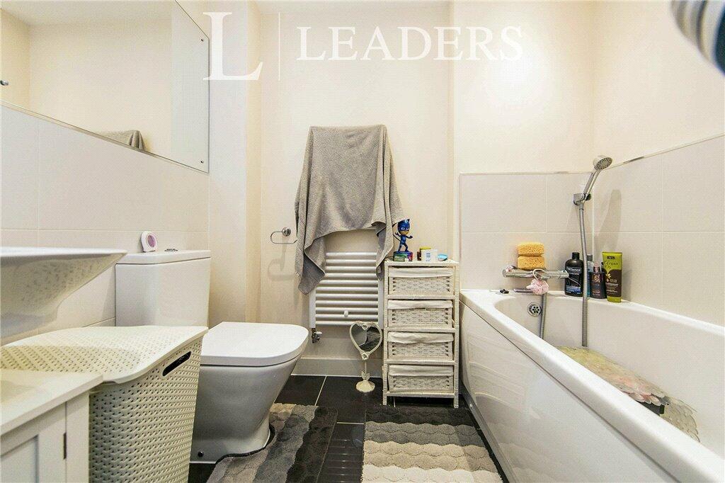 Additional property image - Cross Road, Clacton-on-Sea, Essex