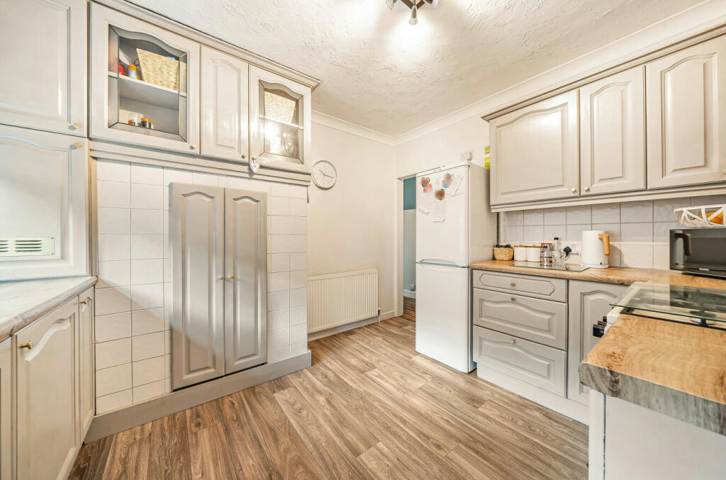 Additional property image - Chilburn Road, Clacton-on-Sea, Essex