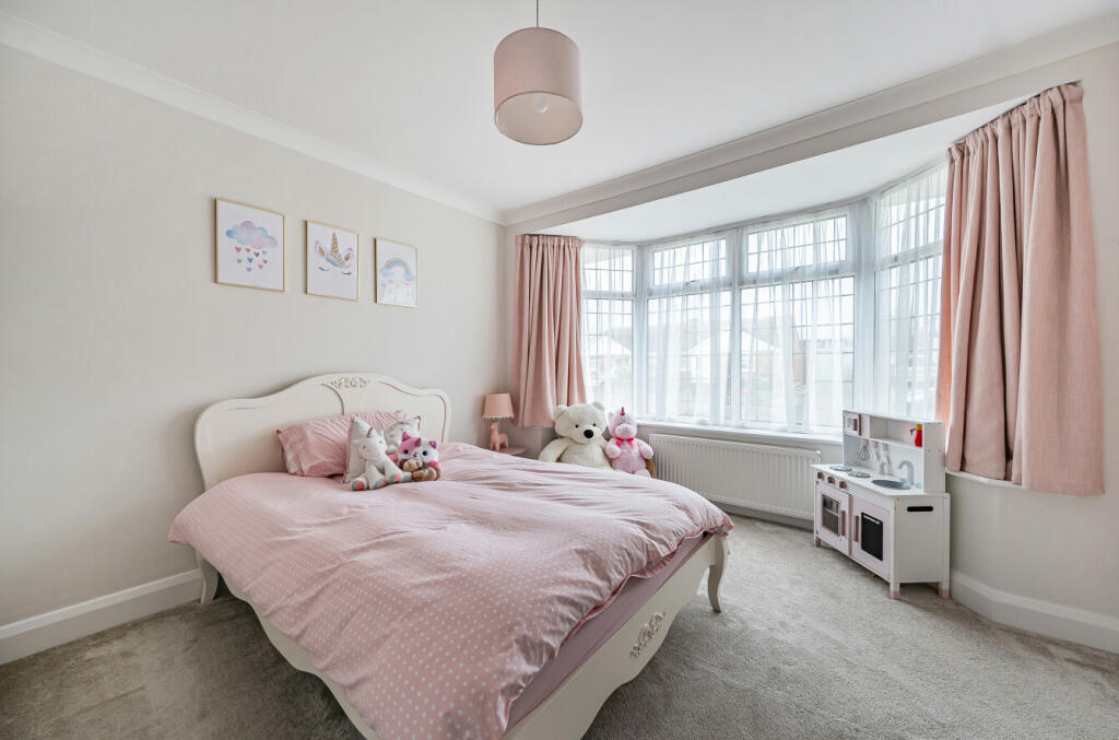 Additional property image - Chilburn Road, Clacton-on-Sea, Essex