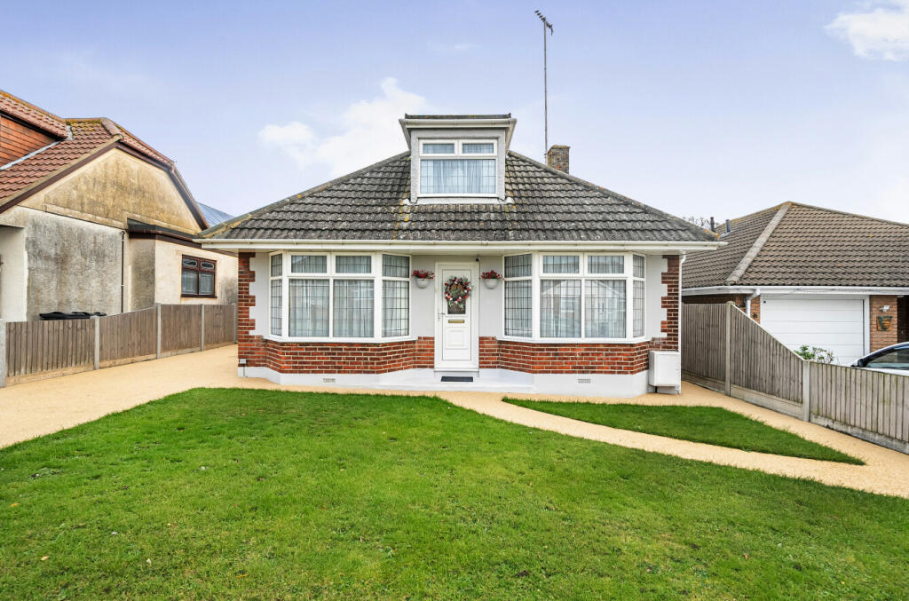 Additional property image - Chilburn Road, Clacton-on-Sea, Essex