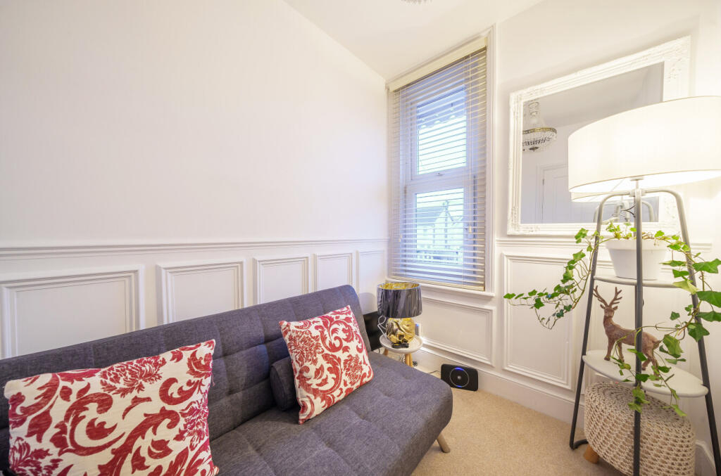 Additional property image - Hayes Road, Clacton-on-Sea, Essex