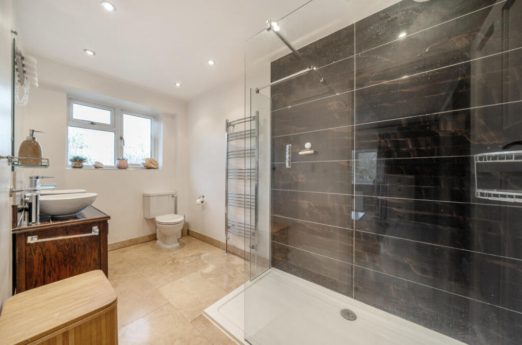 Additional property image - Clacton Road, Weeley Heath, Clacton-on-Sea
