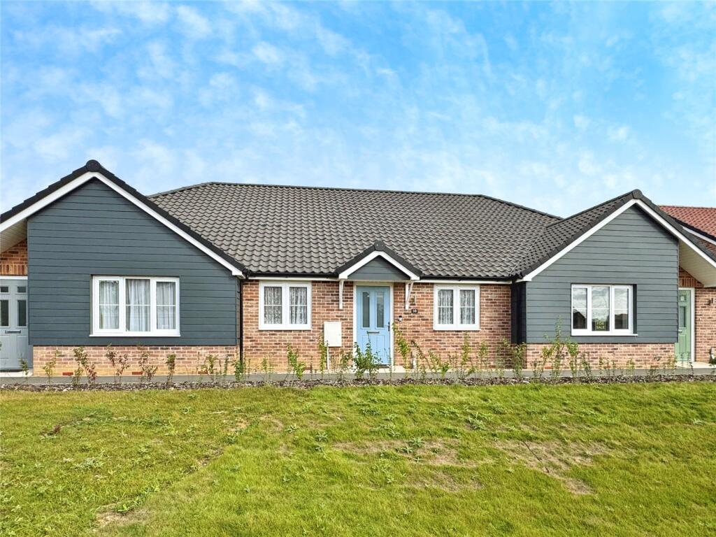 Main image of property: Parkgate Corner, Little Clacton, Clacton-on-Sea