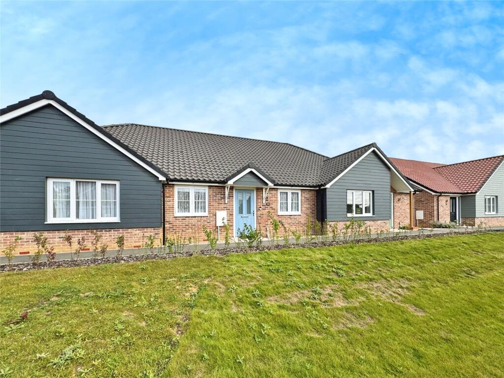 Main image of property: Parkgate Corner, Little Clacton, Clacton-on-Sea