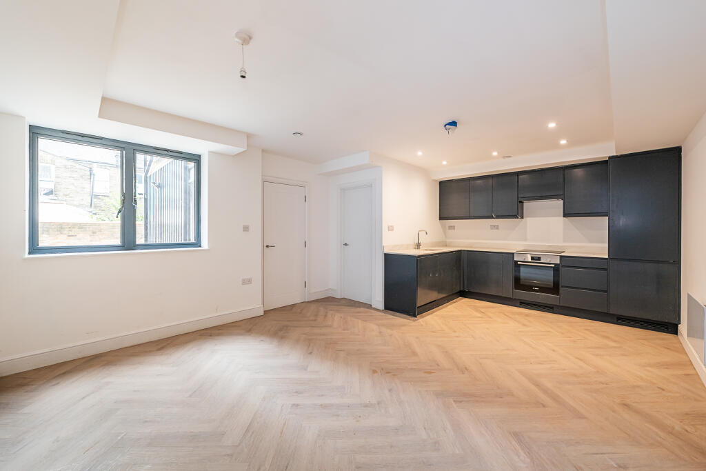 Main image of property: River Mews, London, W7