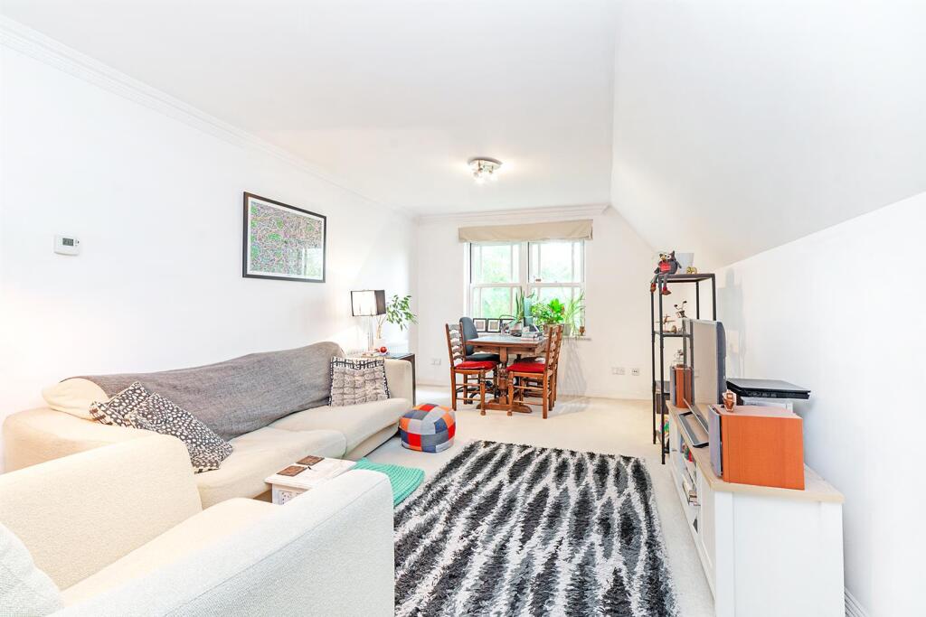 Main image of property: Hackford Road, SW9