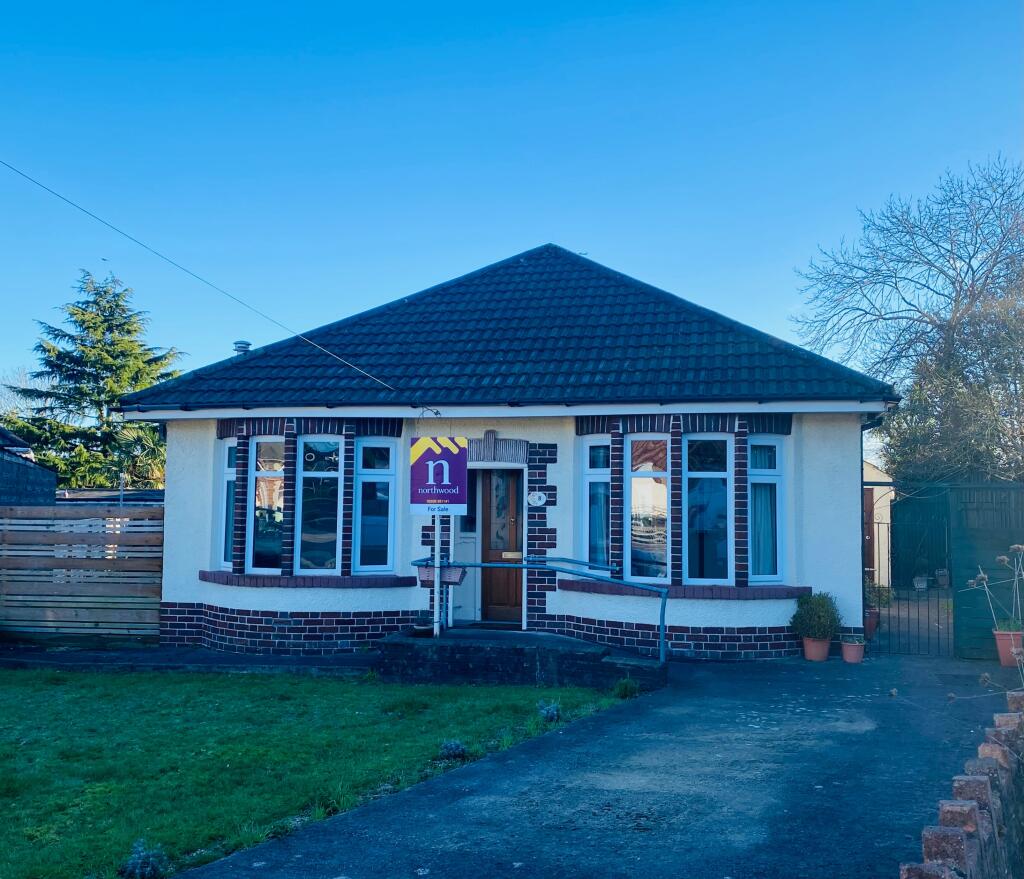 2 bedroom detached bungalow for sale in Westfield Avenue, Whitchurch, Cardiff, CF14
