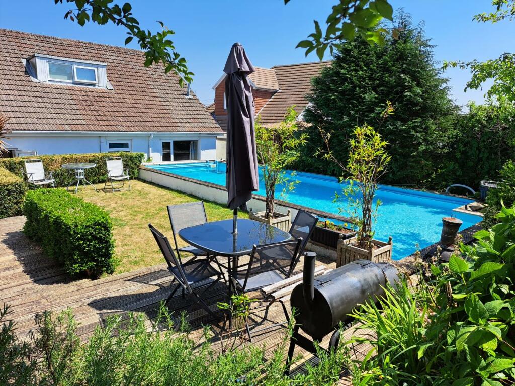 Additional property image - Wenallt Road, Rhiwbina, Cardiff, CF14