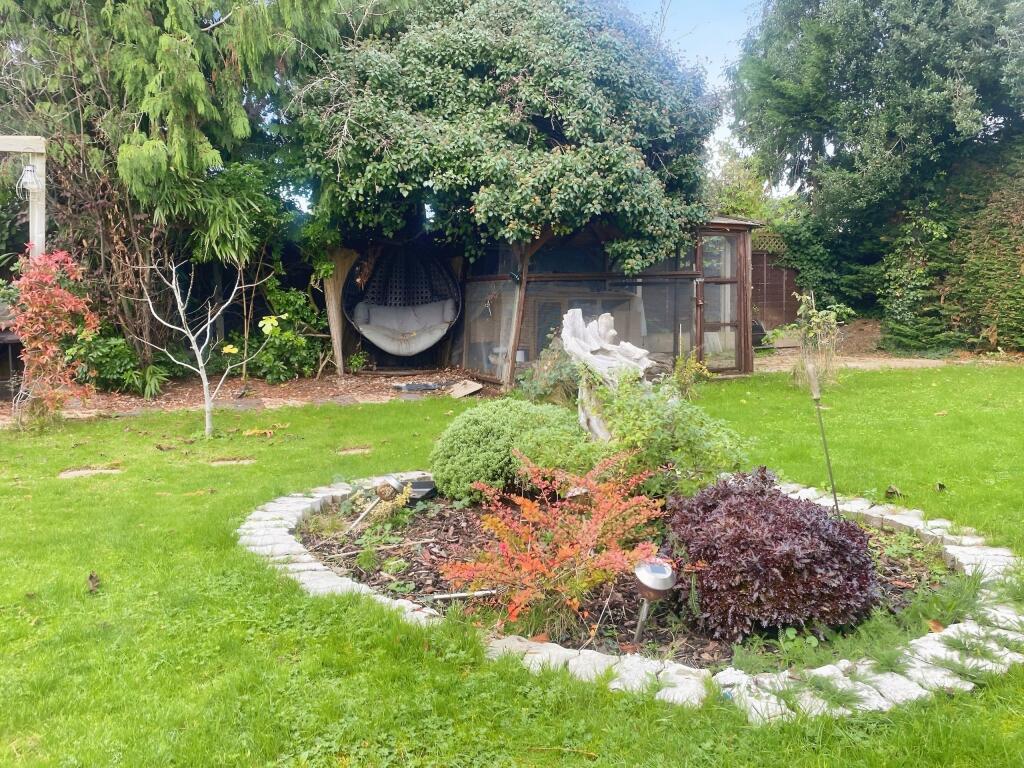 Additional property image - Heol y Deri, Rhiwbina, Cardiff, CF14