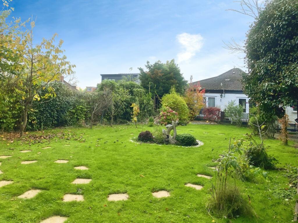 Additional property image - Heol y Deri, Rhiwbina, Cardiff, CF14