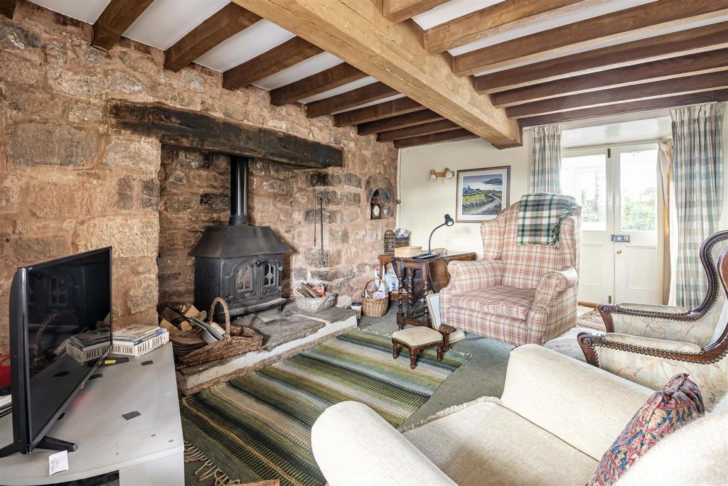 4 bedroom detached house for sale in Upton Pyne, Exeter, EX5