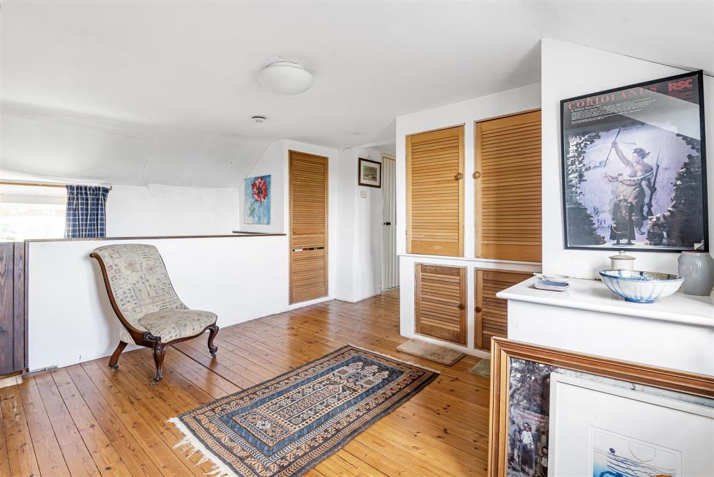 4 bedroom detached house for sale in Upton Pyne, Exeter, EX5