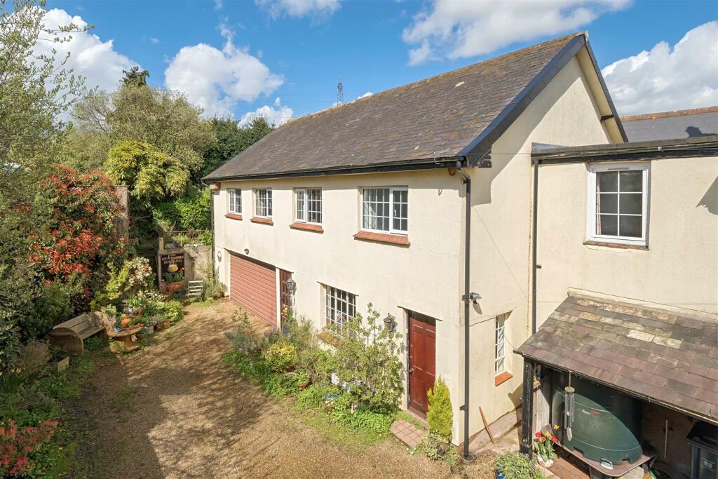 4 bedroom semidetached house for sale in Poltimore, Exeter, EX4