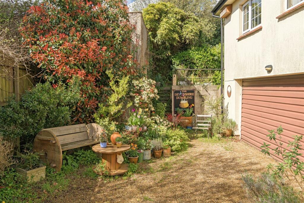 4 bedroom semidetached house for sale in Poltimore, Exeter, EX4