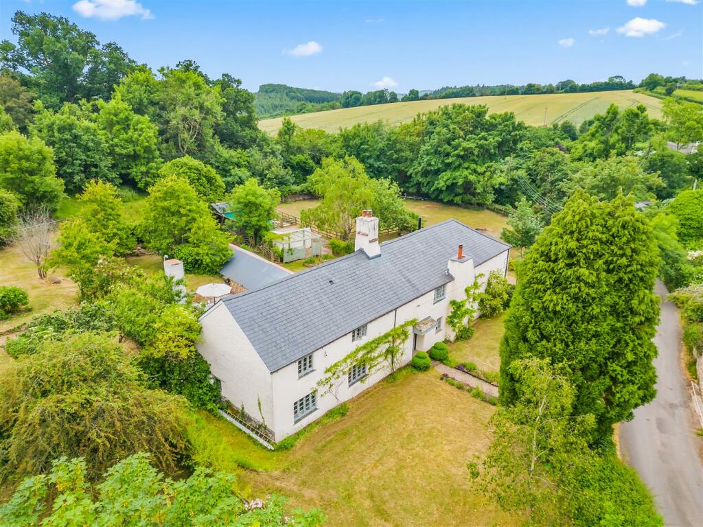 5 bedroom detached house for sale in Olchard, Ideford, TQ12