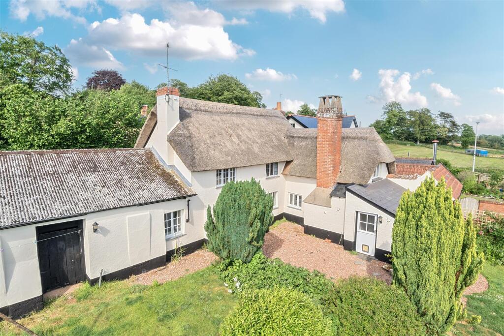 Main image of property: Oak Hill, East Budleigh, Budleigh Salterton