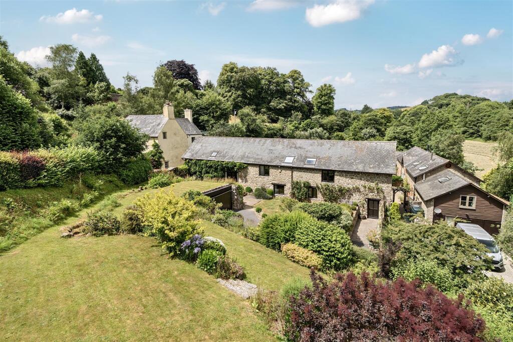 Main image of property: Moretonhampstead