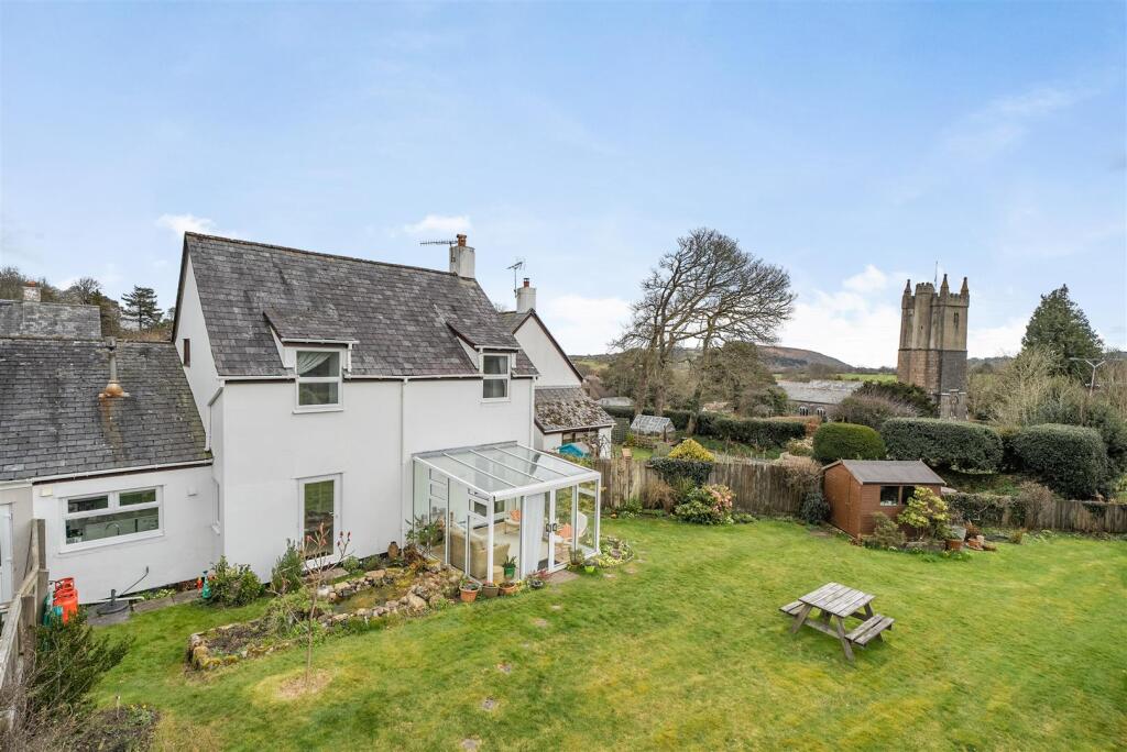 Main image of property: Greenawell Close, North Bovey, Newton Abbot