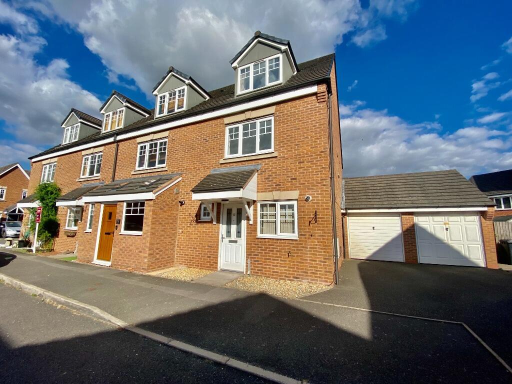 Main image of property: Thompson Avenue, Tamworth, B77