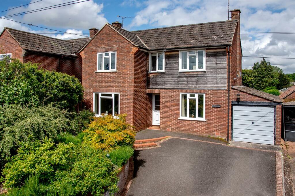 4 bedroom detached house for sale in Sherford Road, Taunton, TA1
