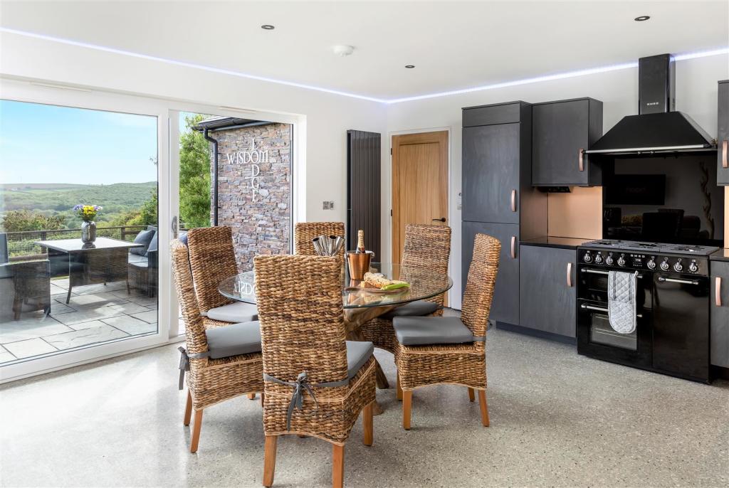 3 bedroom detached house for sale in St. Stephen, St. Austell, PL26