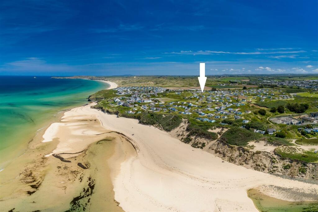 2 bedroom bungalow for sale in F50 Riviere Towans, Phillack, Hayle, TR27