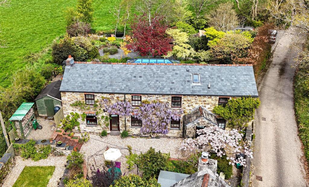 Main image of property: Kirland, Bodmin