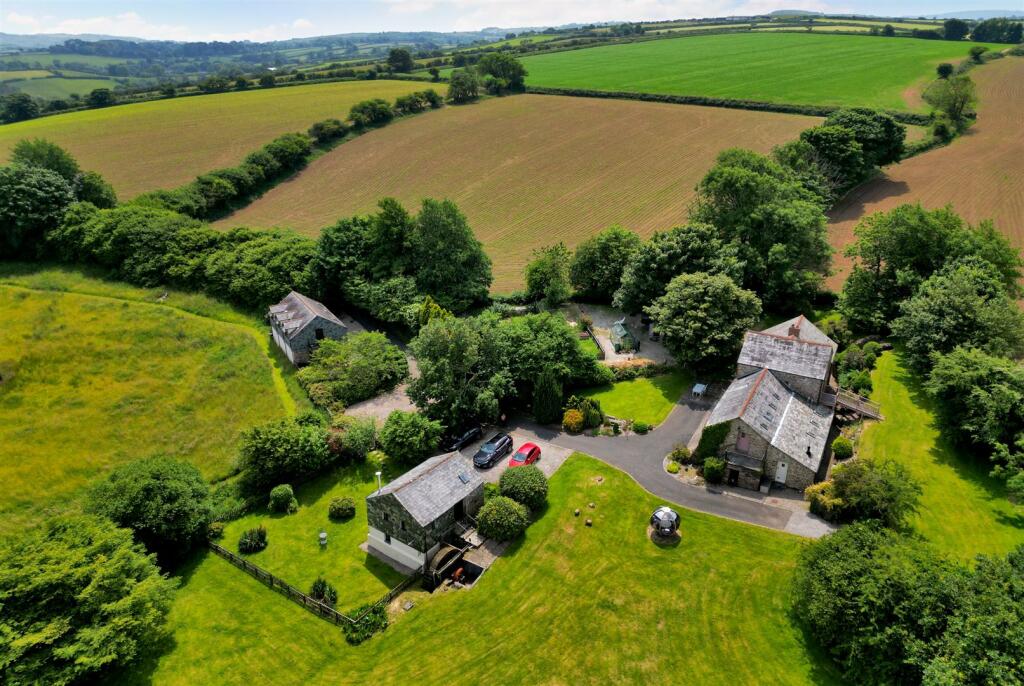 7 bedroom detached house for sale in Lostwithiel, PL22