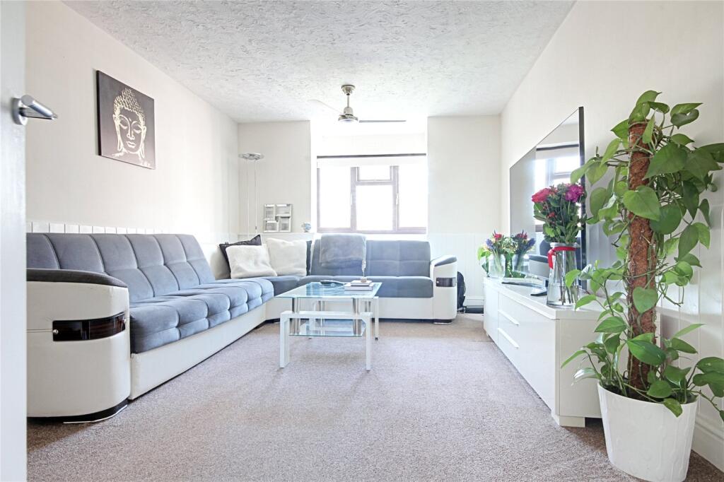 Main image of property: Tee Side, Hertford, Hertfordshire, SG13