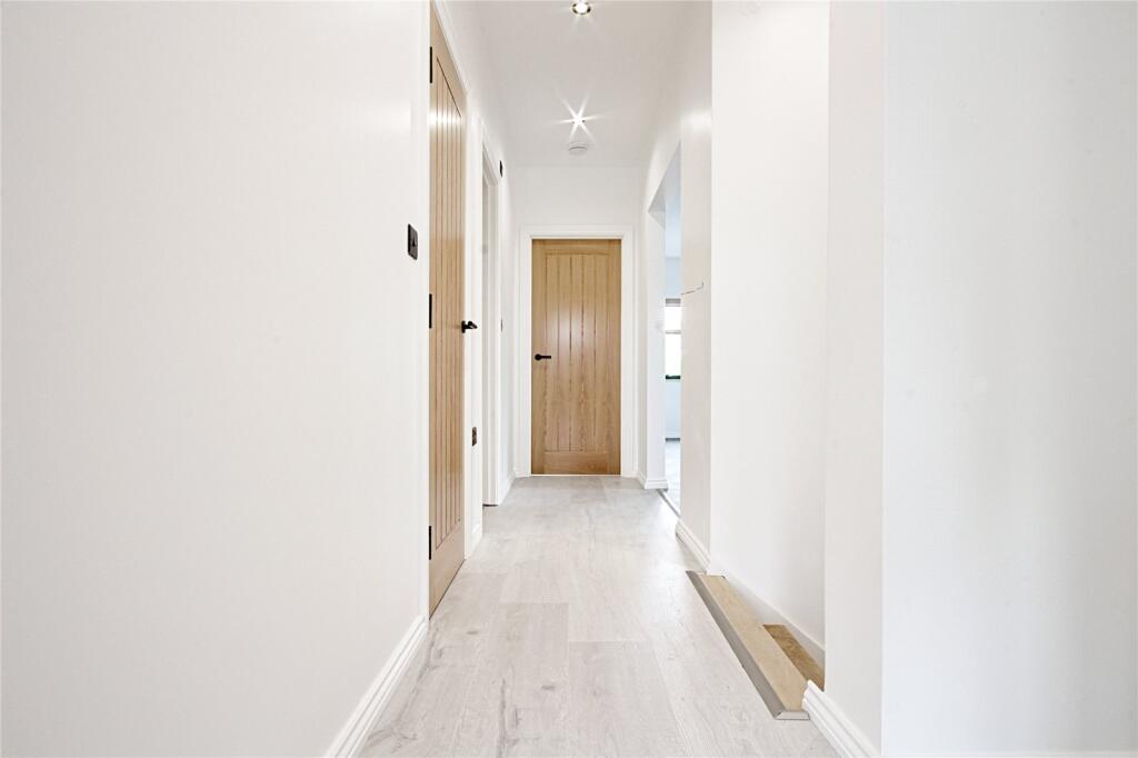 Main image of property: Links Side, Enfield, EN2