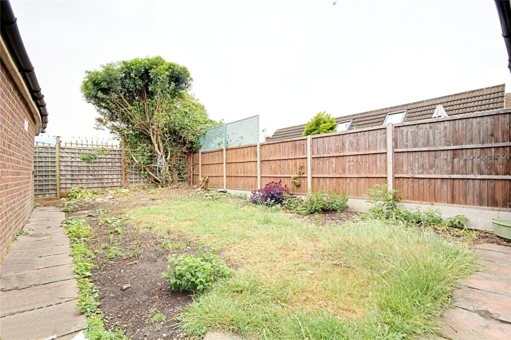 Main image of property: Palmers Way, Cheshunt, Waltham Cross, Hertfordshire, EN8