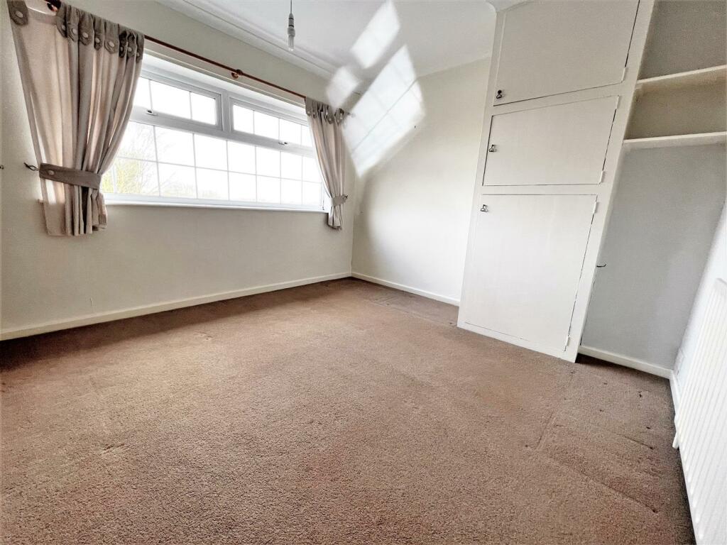 3 bedroom terraced house for sale in Penshurst Road, Cleethorpes, N.E