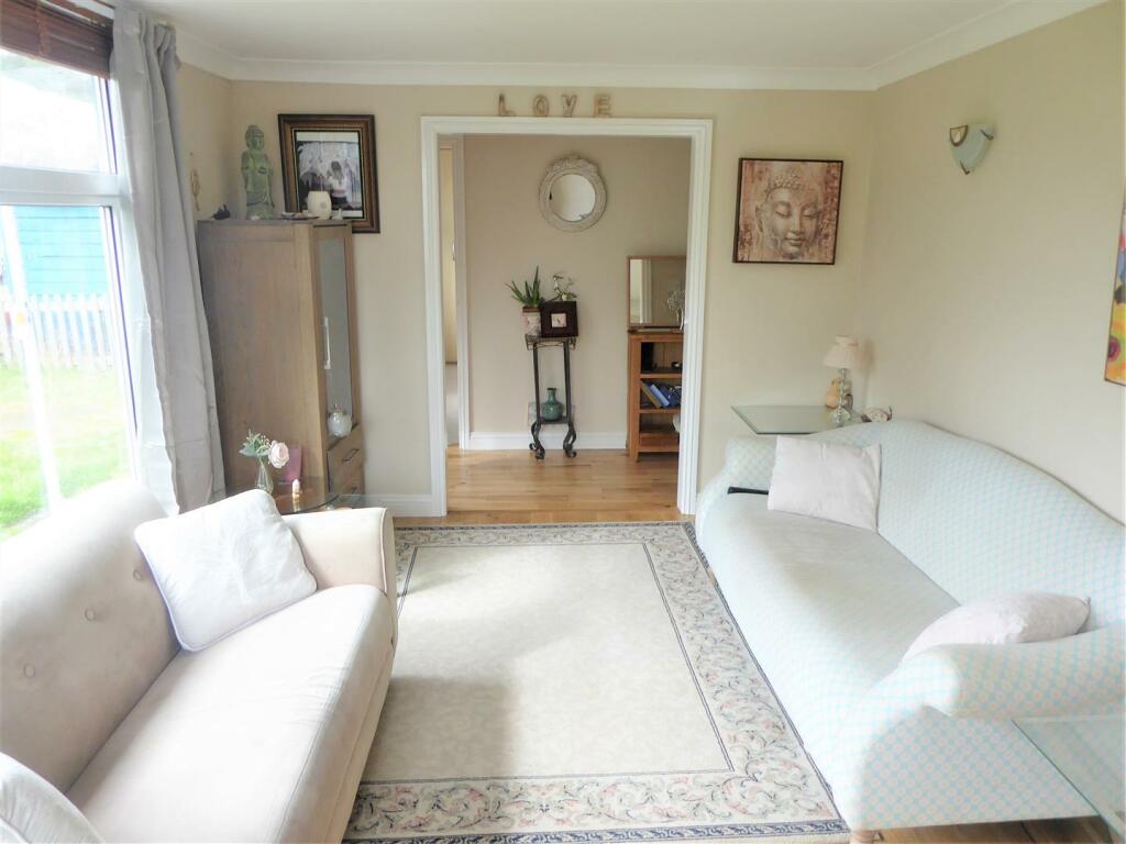 2 bedroom chalet for sale in Main Road, Humberston Fitties, Humberston