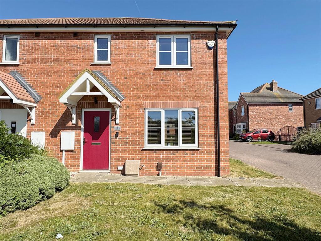 Main image of property: Trefoil Close, Scartho, Grimsby, N.E. Lincs, DN33 3BB