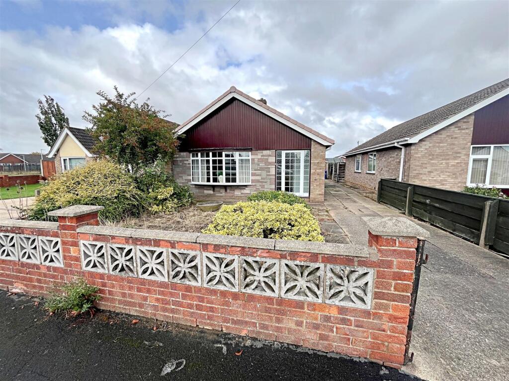 Main image of property: Oaklands Road, Immingham, N.E Lincs, DN40 2JQ