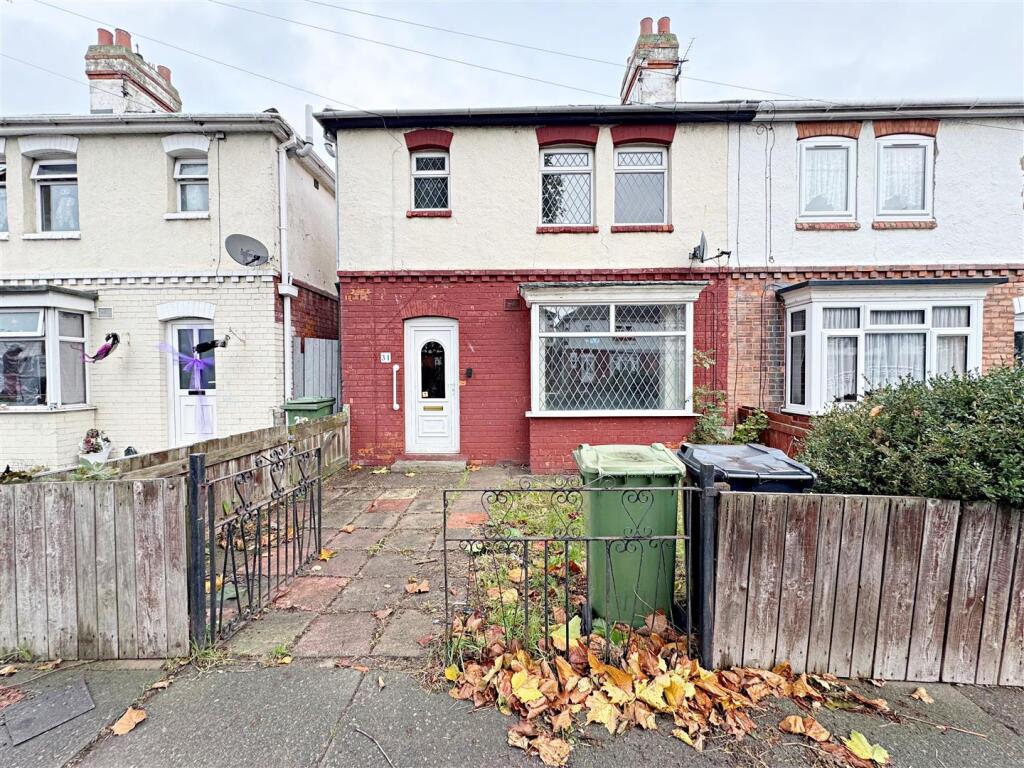 Main image of property: Sutcliffe Avenue, Grimsby, N.E. Lincs, DN33 1AG