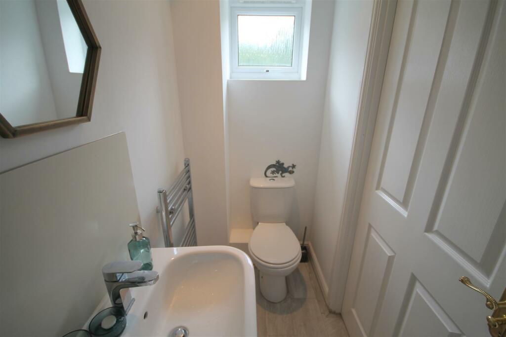 Additional property image - Cave Close, Downend, Bristol