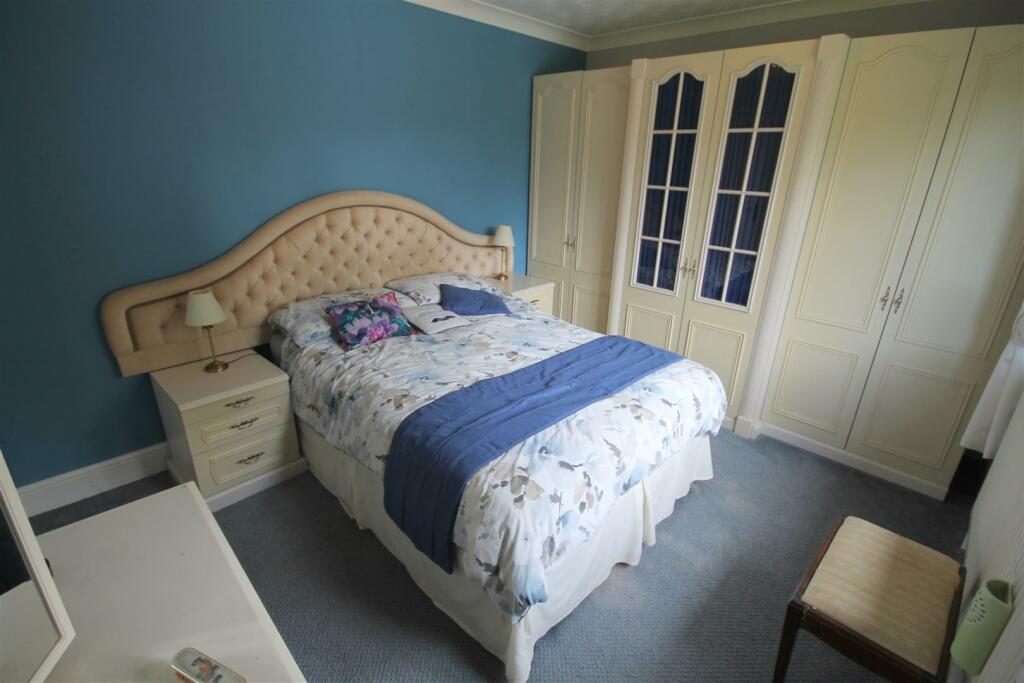 Additional property image - Ram Hill, Coalpit Heath, Bristol