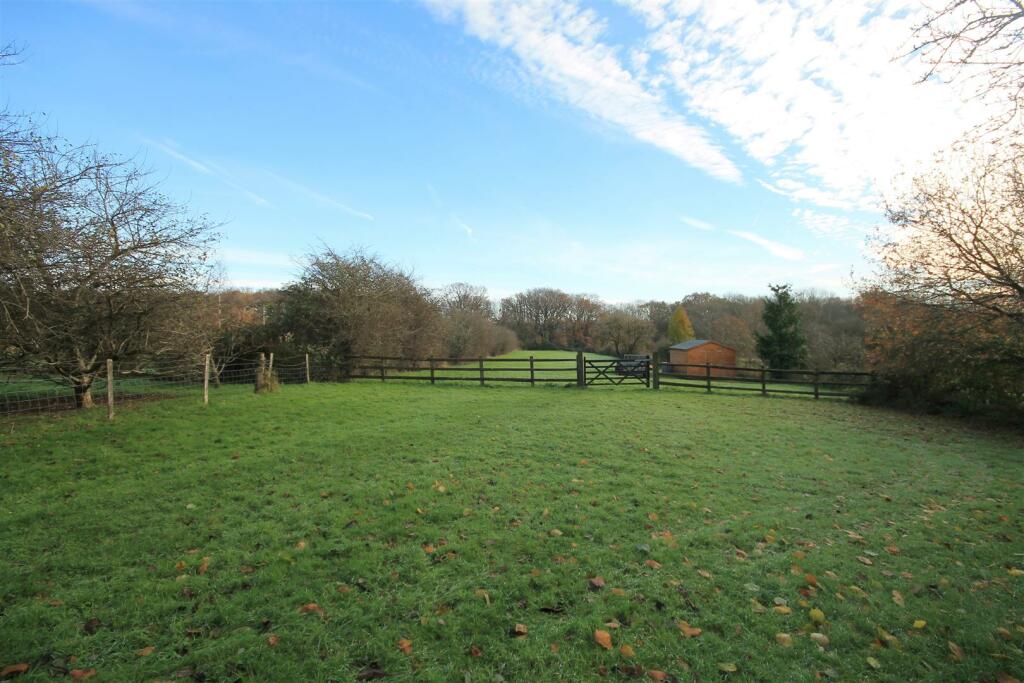 Additional property image - Ram Hill, Coalpit Heath, Bristol