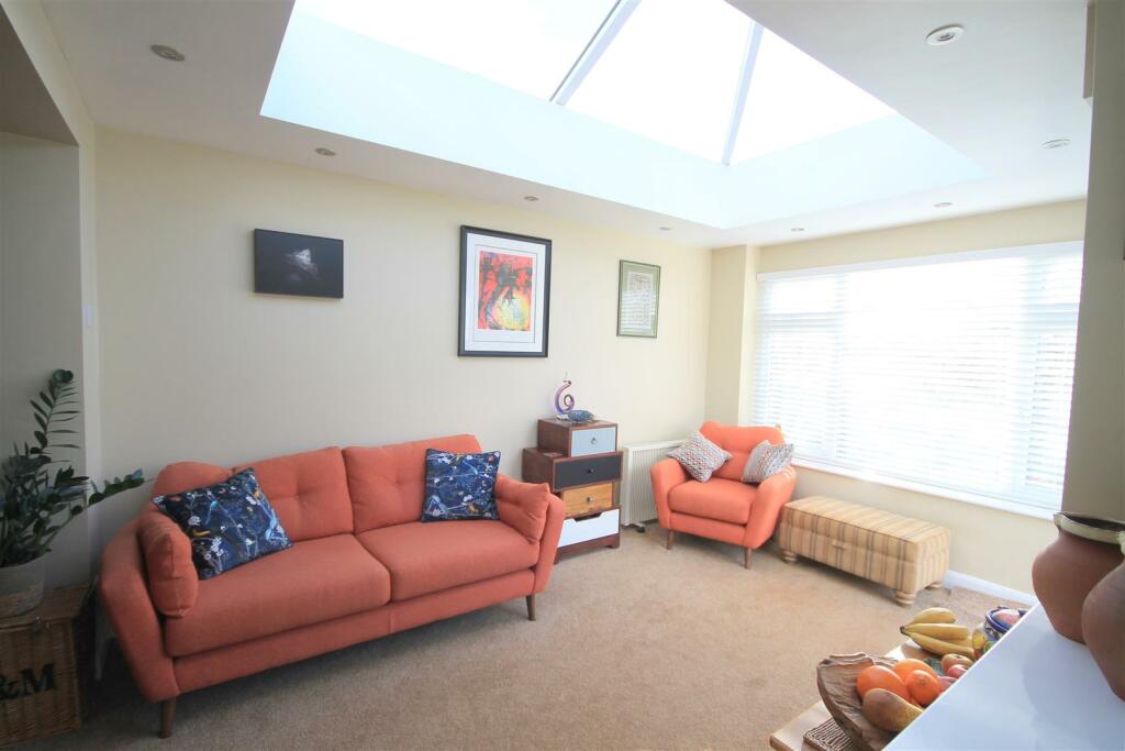 Additional property image - Cleeve Hill, Downend, Bristol