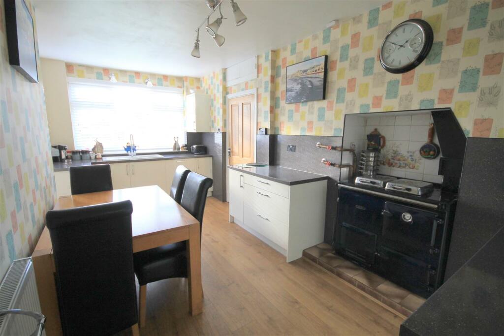 Additional property image - Cleeve Hill, Downend, Bristol