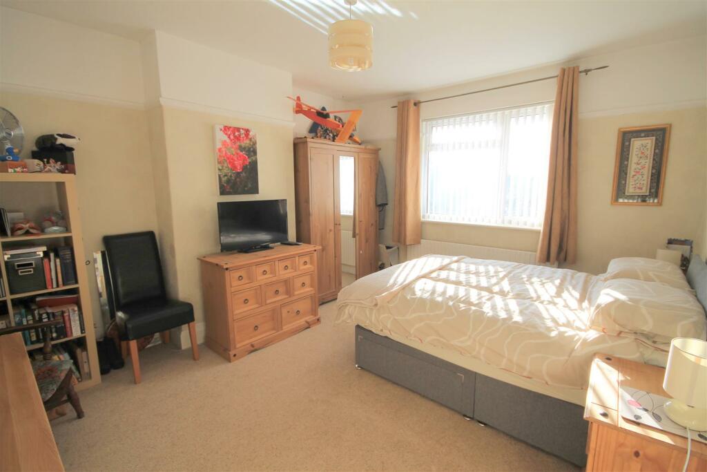 Additional property image - Cleeve Hill, Downend, Bristol