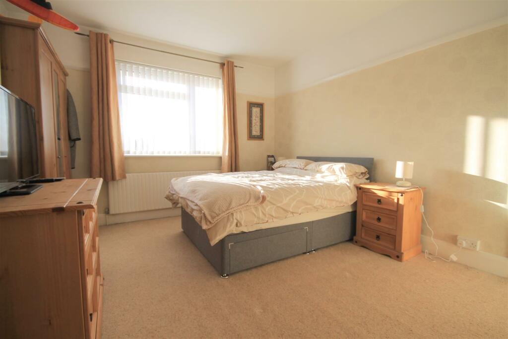 Additional property image - Cleeve Hill, Downend, Bristol