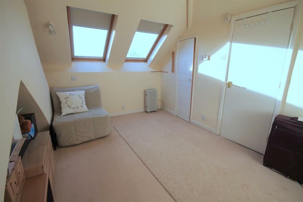 Additional property image - Cleeve Hill, Downend, Bristol