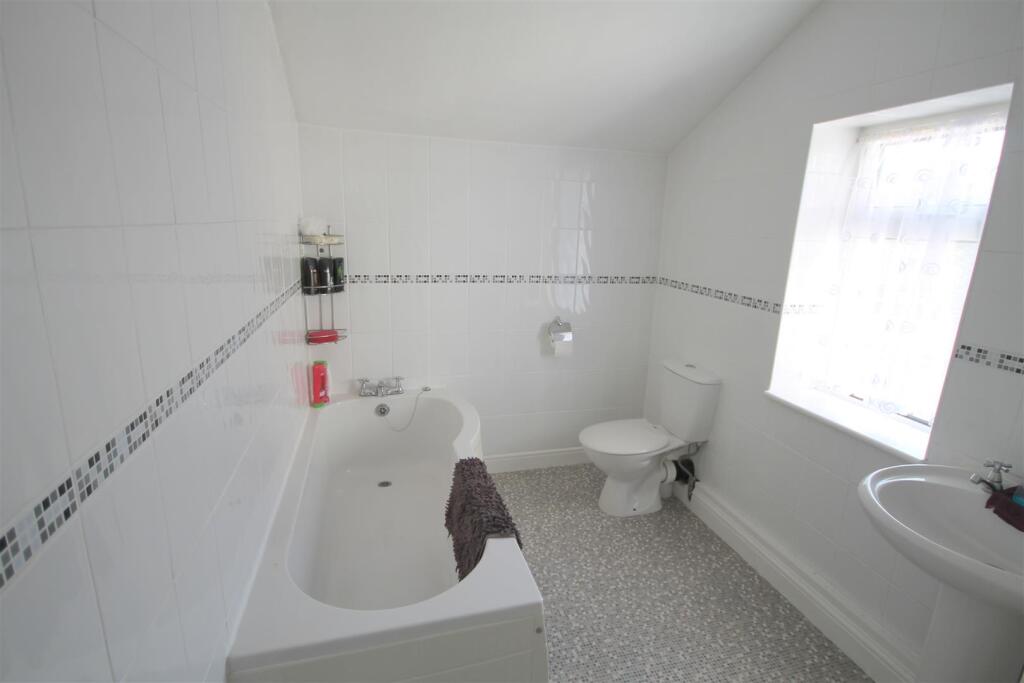 Additional property image - 3 Leicester SquareSoundwellBristol