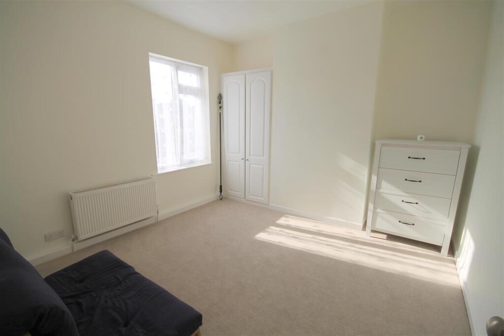 Additional property image - 3 Leicester SquareSoundwellBristol