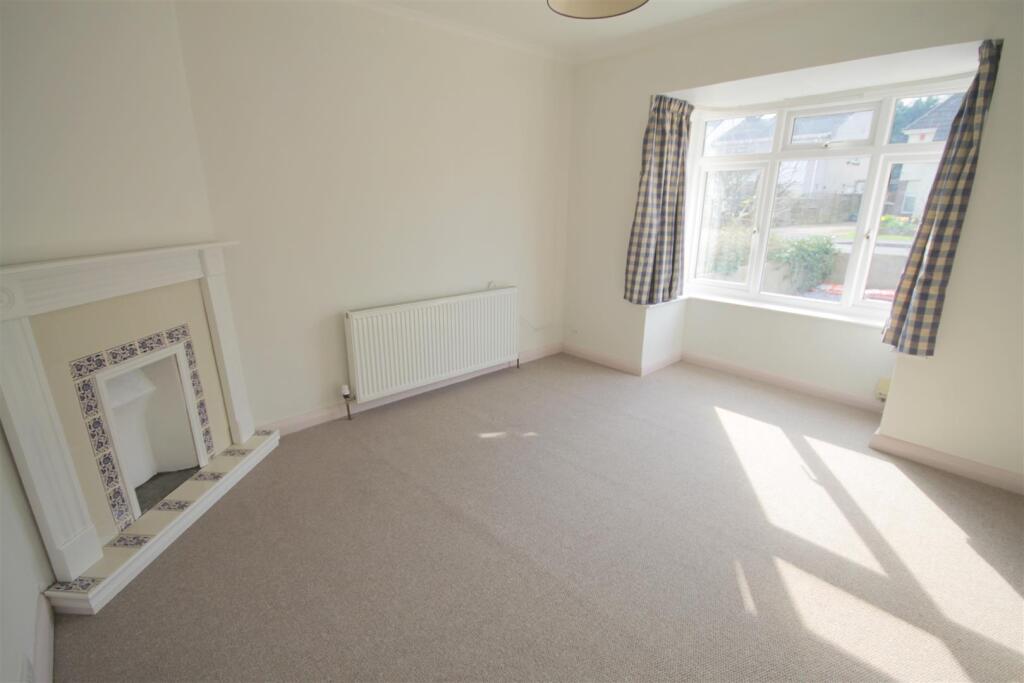 Additional property image - Malmains Drive, Frenchay, Bristol