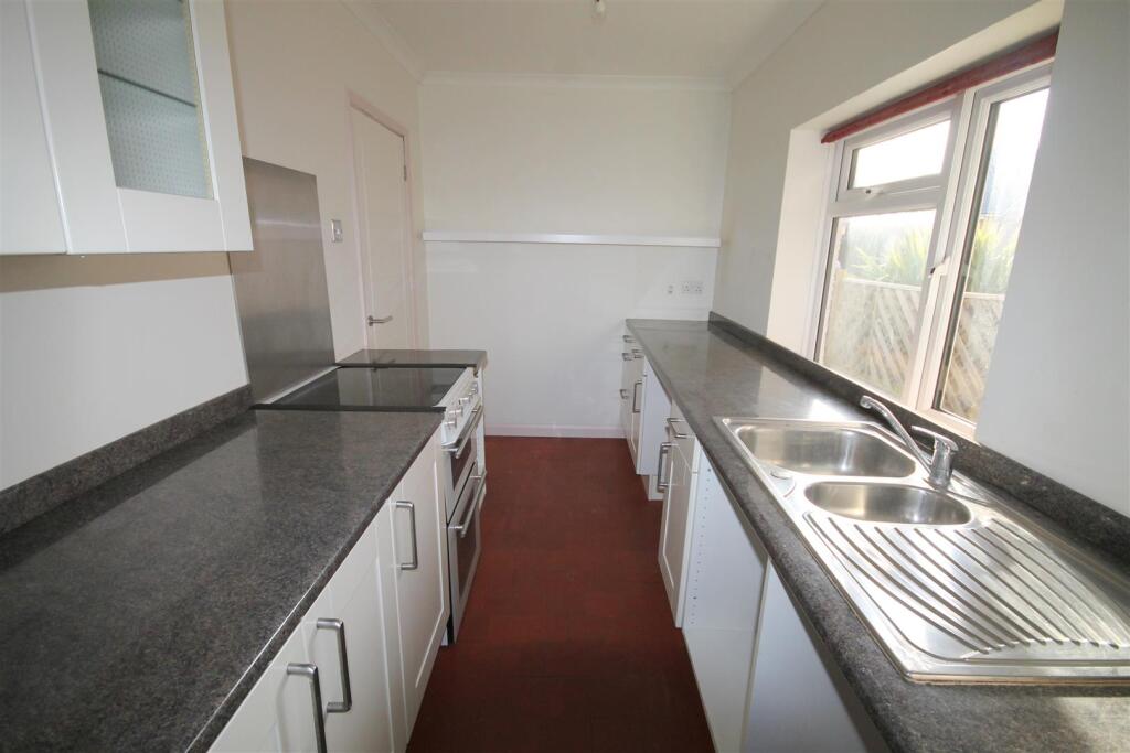 Additional property image - Malmains Drive, Frenchay, Bristol